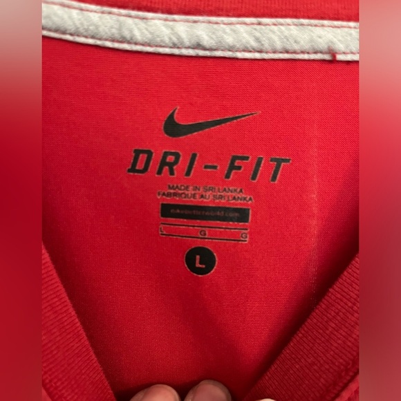 Nike DriFit Red Yellow and Orange Shirt Size Large‎ - Picture 3 of 5